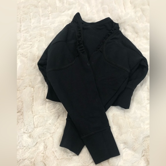 NWOT Nike XSmall Dri-Fit black long sleeve winter sweater with crisscross detail - Picture 3 of 5